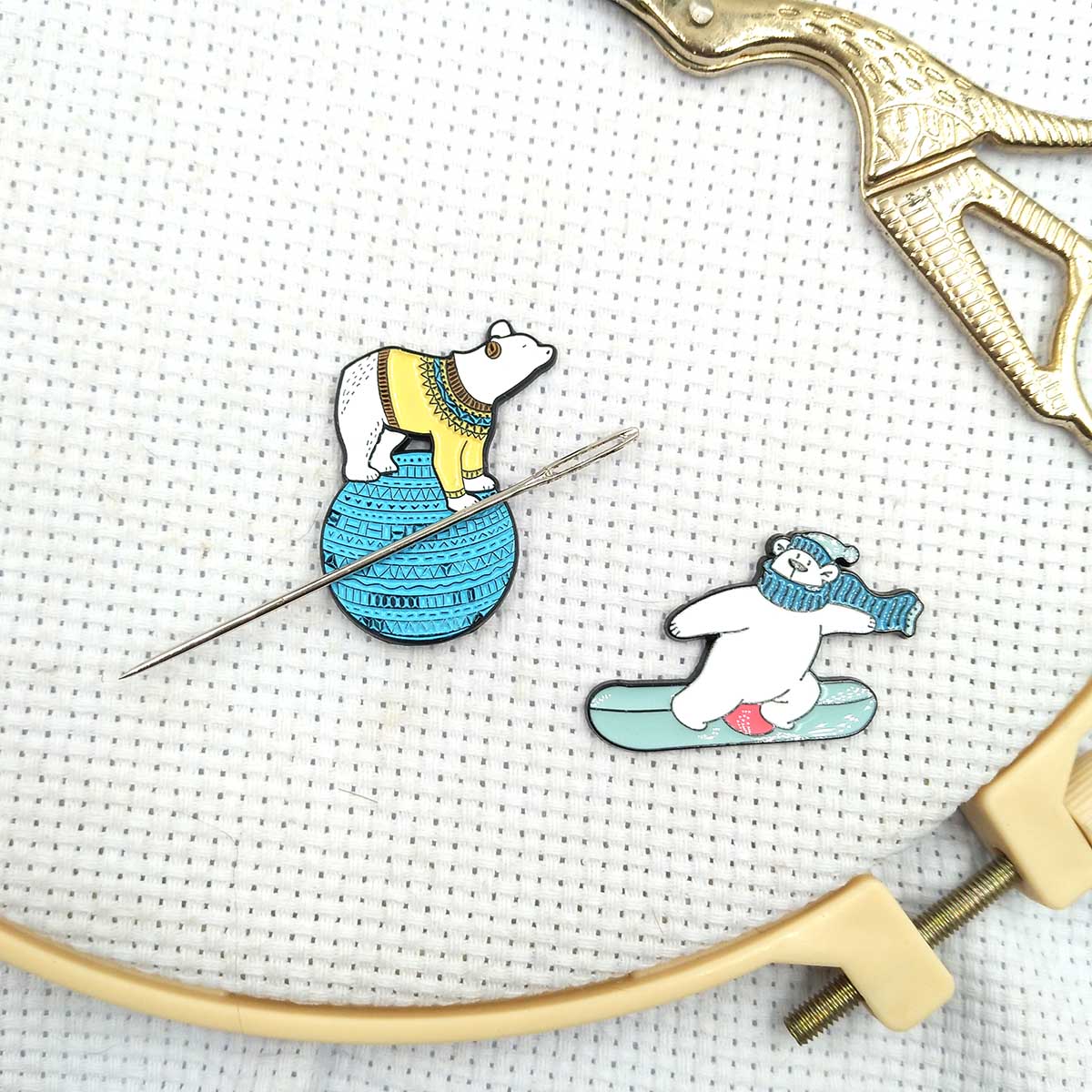Needle Minder Magnet - Needle Minder for Embroidery, Polar Bear,