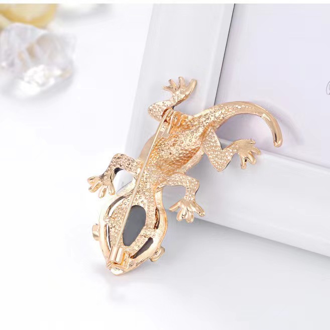 Diamond studded glass gecko br - Embroidery Fish avis et prix