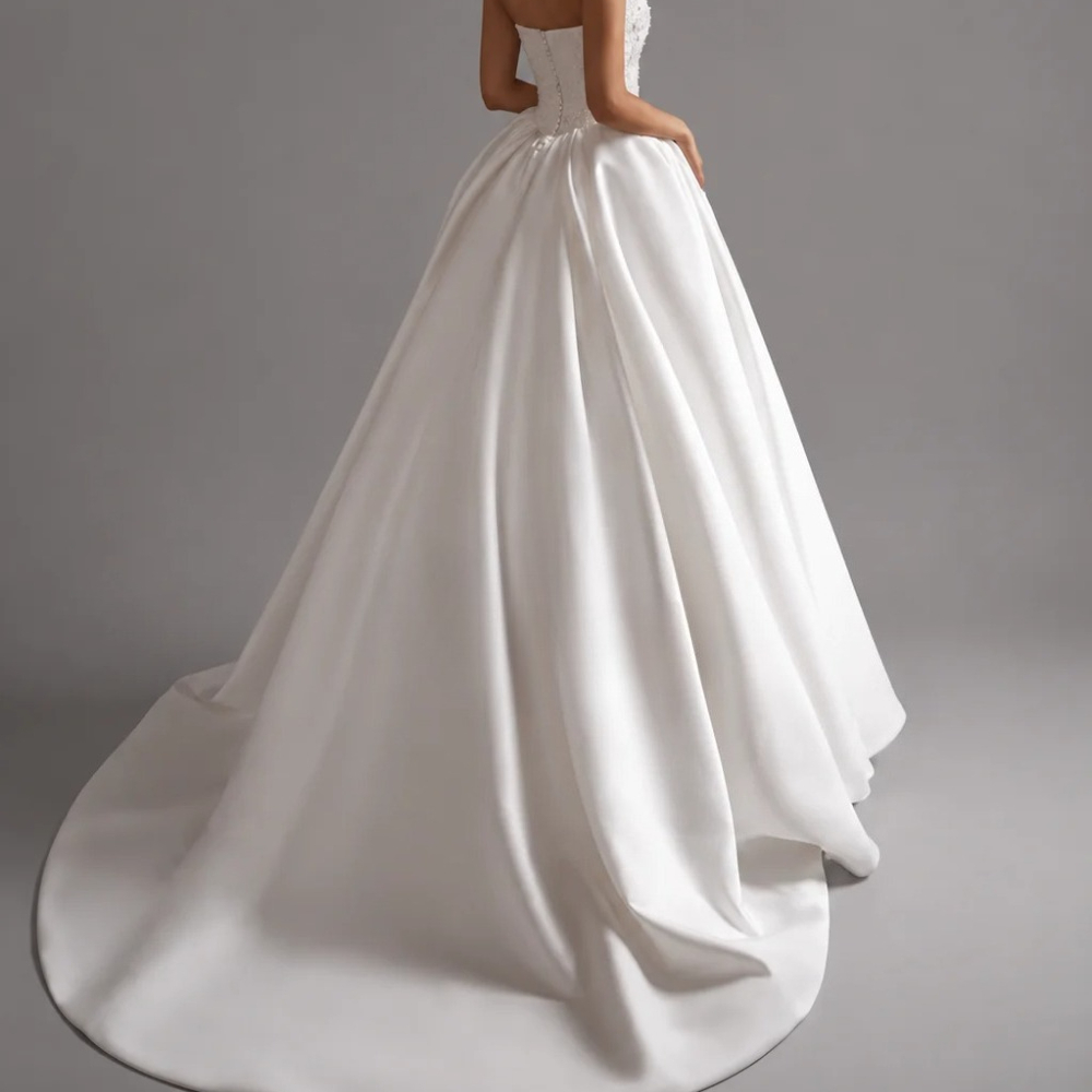 Customized Elegant Wedding Dre - Embroidery Online Designs avis et prix