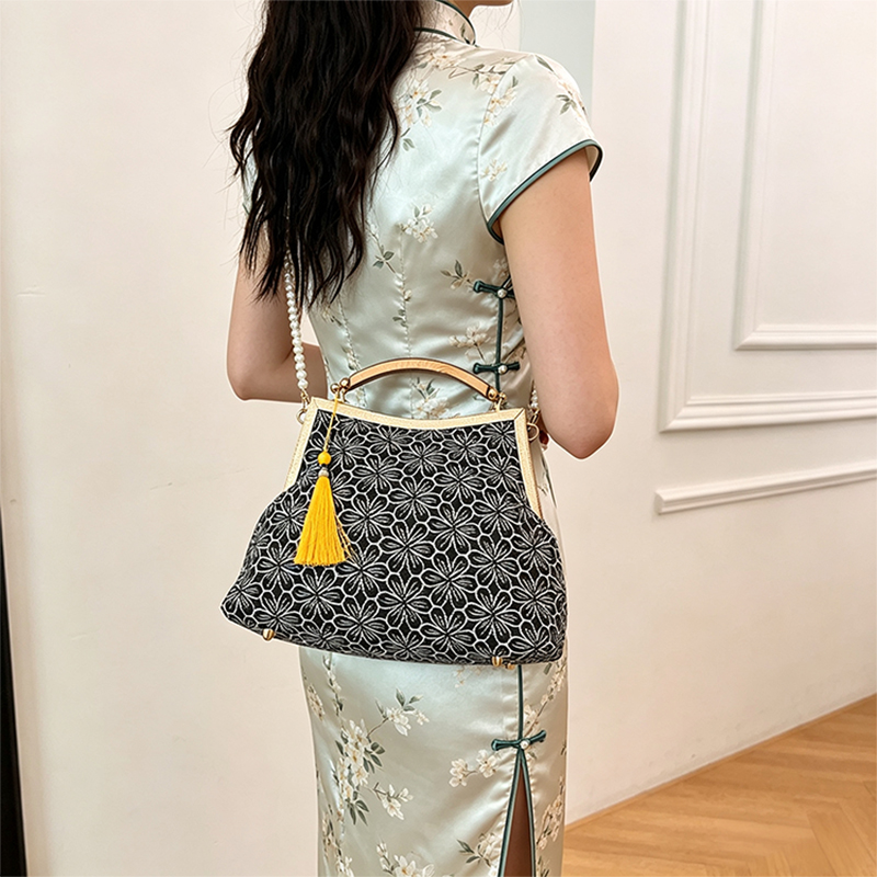 2026 Spring New Chinese Style  - Embroidery Fish avis et prix