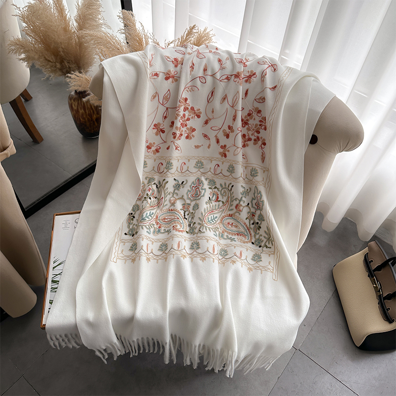 New Luxury Design Winter Embro - Embroidery Ideas avis et prix