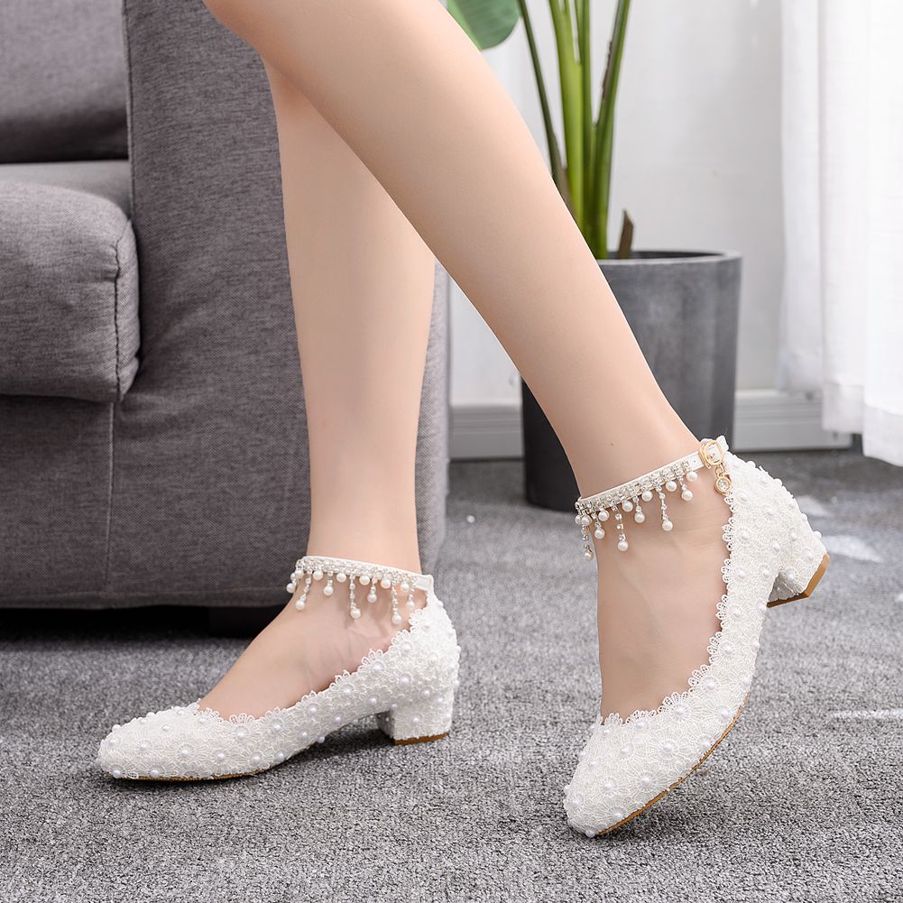 Women's Closed Toe Low Chunky  - Embroidery White avis et prix