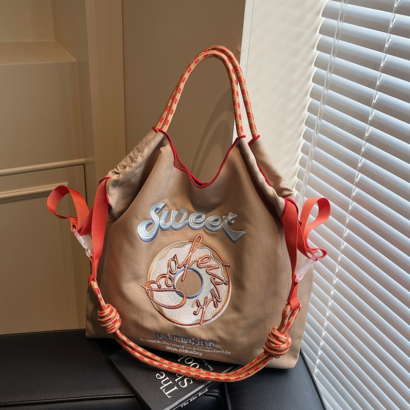 2025 Spring Hot Sale Exquisite - Embroidery Fish avis et prix