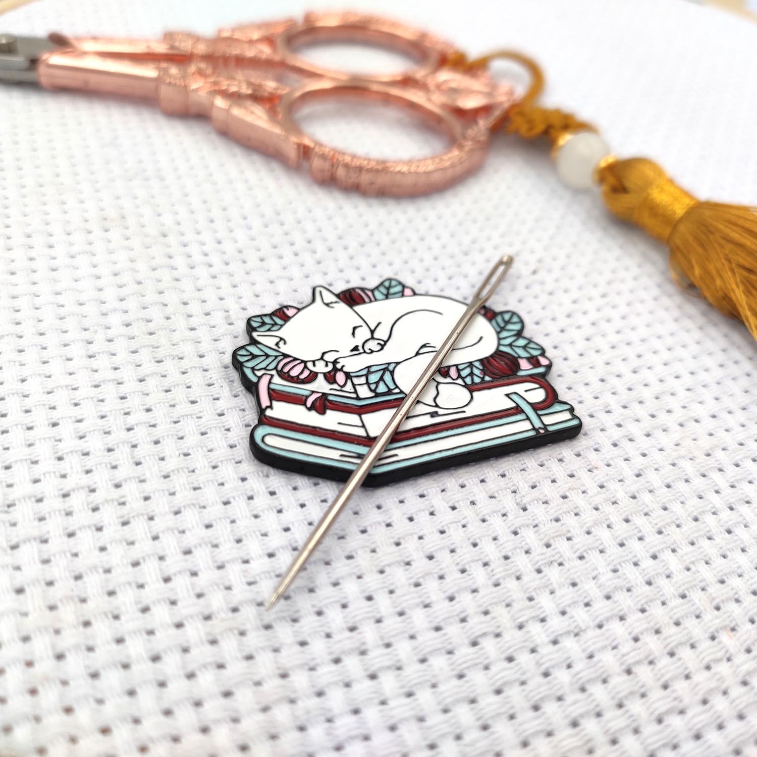 Needle Minder for Cross Stitch - Needle Minder Magnet avis et prix