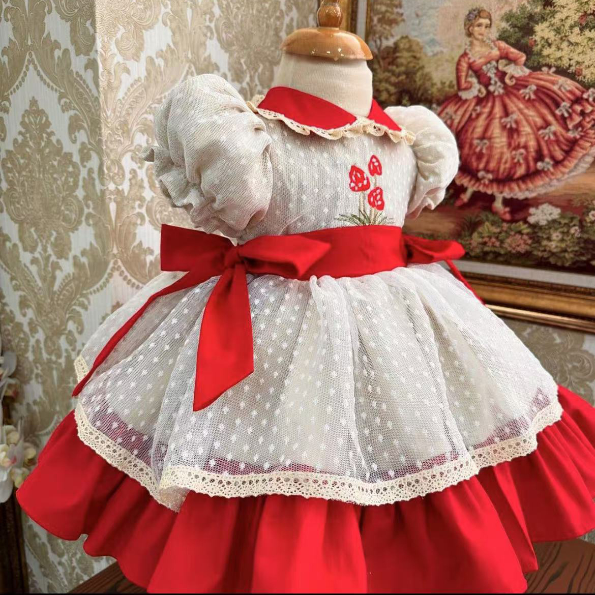 Baby Girl Summer Strawberry Em - Embroidery Underlay avis et prix
