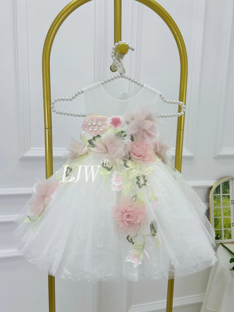 2025 Elegant Girl Party Dress  - Embroidery White Dress avis et prix