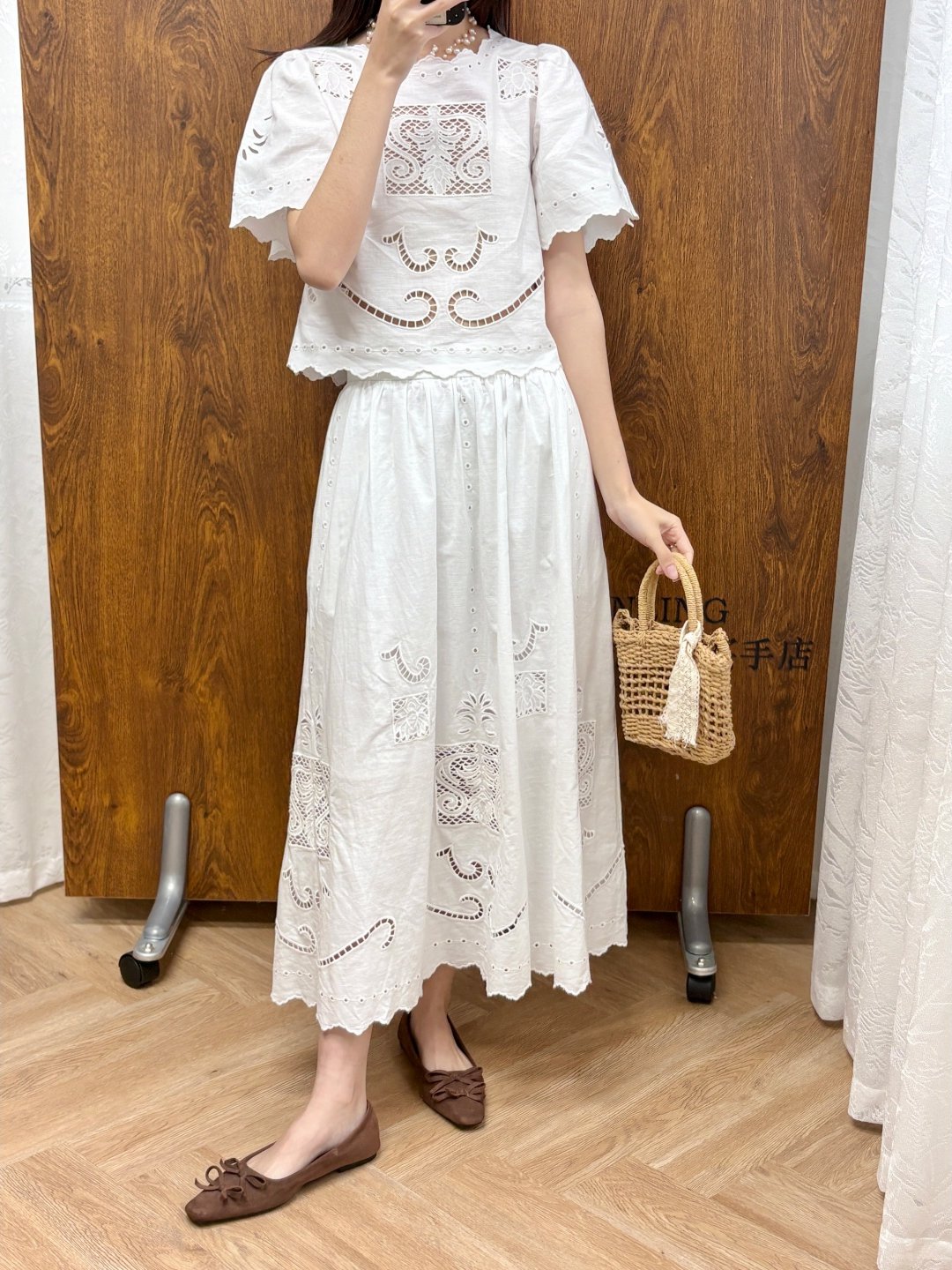 2026 New Hollow Embroidery Sho - Embroidery Cotton Shirt avis et prix