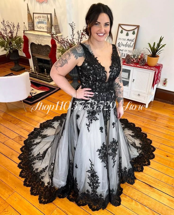 Gothic V Neck Wedding Dresses  - Embroidery White Dress avis et prix