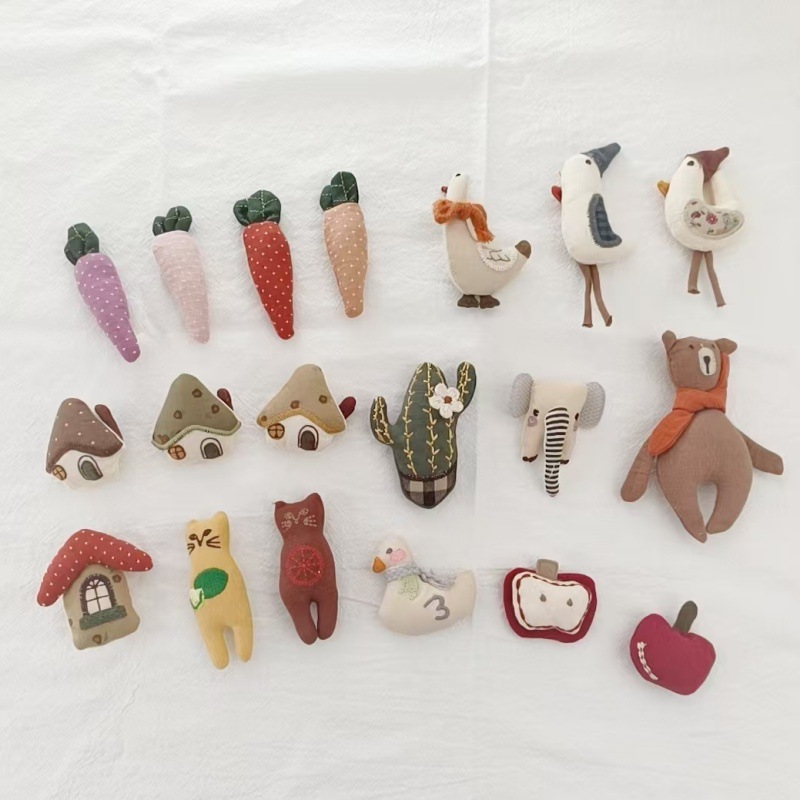 Adorable Duck Carrot House Bro - Embroidery House avis et prix