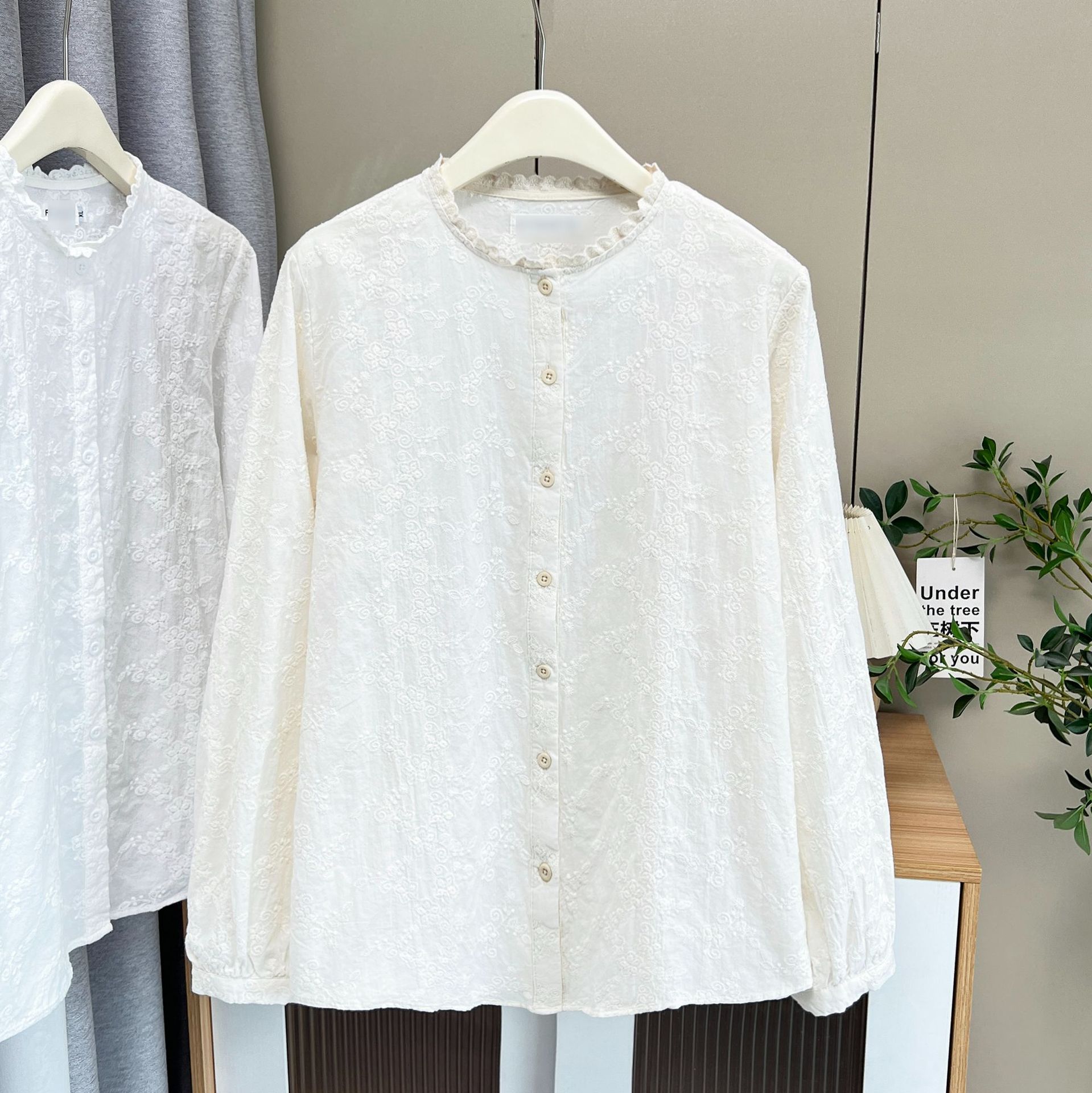 Plus Size Women's Blouses 2025 - Embroidery Cotton Shirt avis et prix