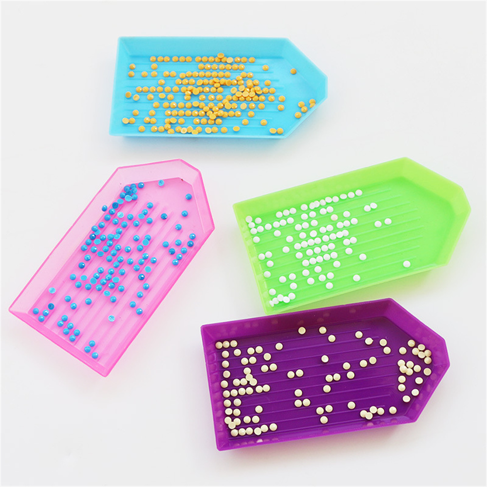100pcs Plastic Sorting Trays D - Embroidery Underlay avis et prix